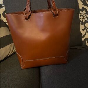 Dooney & Bourke Alto North South Piera